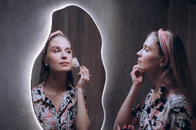 Aszimmetrikus LED tükör Nincsenek keretek