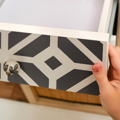 Bútorfólia fekete-fehér mintával