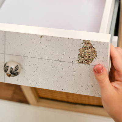 Bútor matrica fehér tányérmintával