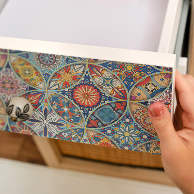 Bútormatrica színes mozaik mintával