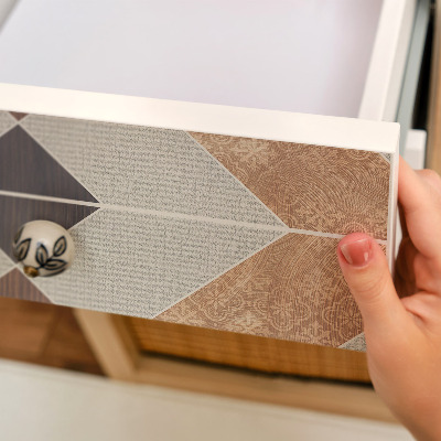 Bútor matrica geometrikus mintával