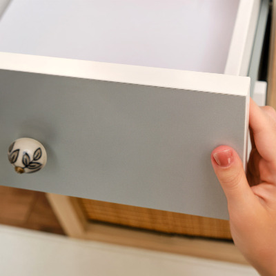 Samolepiaca fólia na nábytok sötét színátmenettel