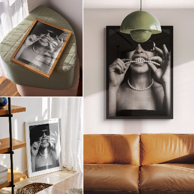 Poszter nyomtatás Fekete-fehér glamour stílusú gyöngyös kontrasztos szemüveg