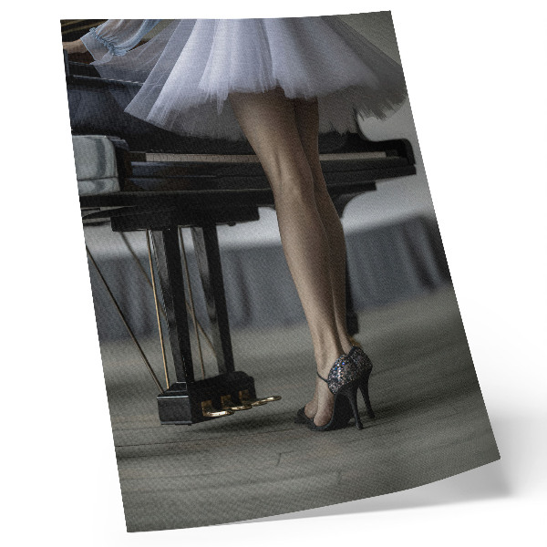 Poszter Balerina a zongoránál, elegancia és finomság