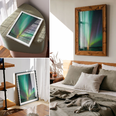 Retro plakát Aurora Borealis egy csillagokkal teli éjszakai táj felett