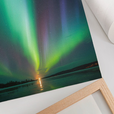 Retro plakát Aurora Borealis egy csillagokkal teli éjszakai táj felett
