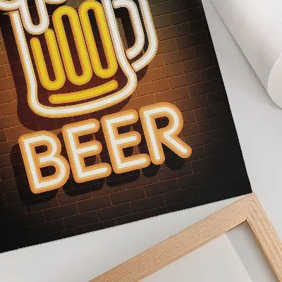 Neon bögre fehér színben, sárga betűkkel, téglás mintával