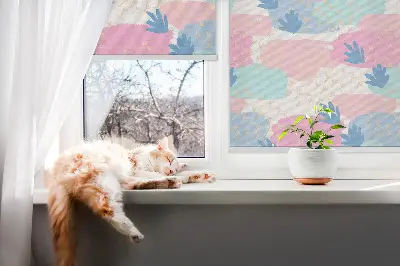 Ablakra szerelhető roló nyomok színes háttéren mintával