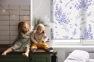 Sötétítő roló lila növény mintával
