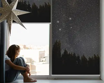 Ablakra akasztható roló Csillagok az égen minta