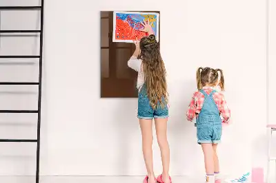 Mágneses írható tábla barna színű
