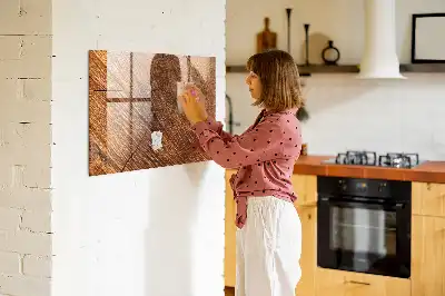 Törölhető mágneses tábla dekoratív fa kivitelben