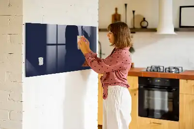 Törölhető mágneses tábla sötét tengerészkék színben