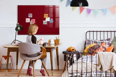 Törölhető mágneses tábla bordó színű