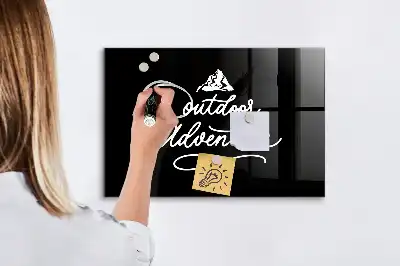 Törölhető mágneses tábla kültéri kaland kivitelben