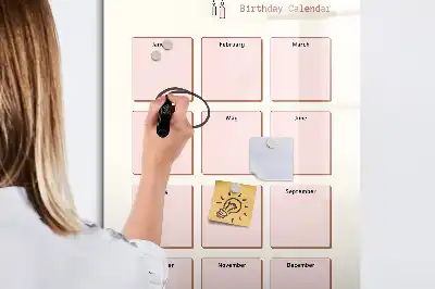 Születésnapi naptár írható mágneses tábla kivitelben