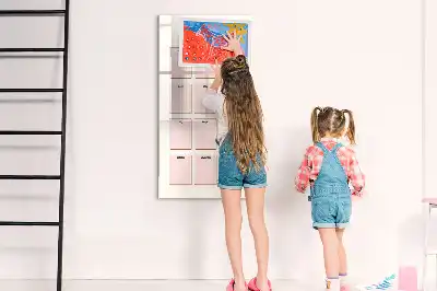 Születésnapi naptár írható mágneses tábla kivitelben