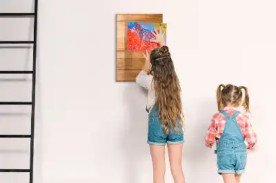 Törölhető tábla fapanel kivitelben