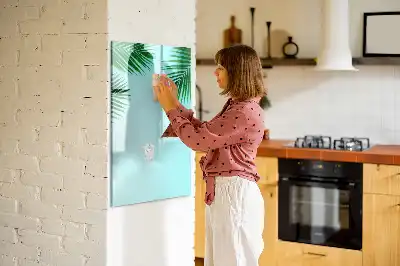 Írható mágneses tábla pálmalevelek mintával