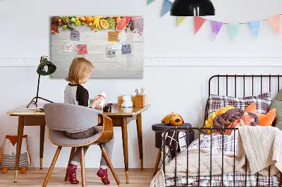 Mágneses törölhető tábla gyümölcsök az asztalon mintával
