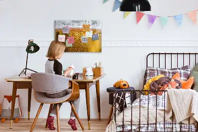 Mágneses tábla filctollal egy korsó sör mintás