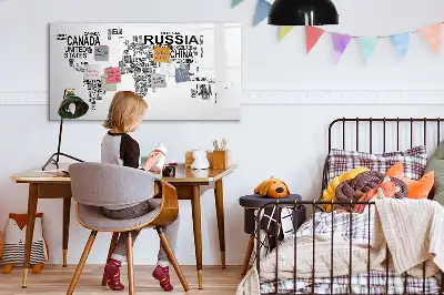 Mágneses törölhető tábla kontinensek betűkből mintával