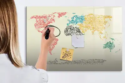 Világtérkép betűkből mágneses tábla filctollal