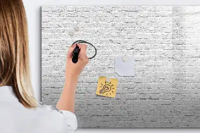 Mágneses tábla filctollal téglafal mintázatú