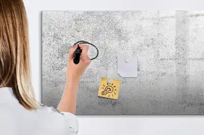 Mágneses tábla filctollal betonfal kivitelben