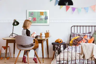 Mágneses törölhető tábla irodai rendező funkcióval