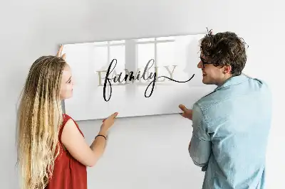 Mágneses tábla filctollal család felirattal