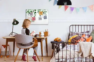 Mágneses tábla filctollal növényi levelek mintával
