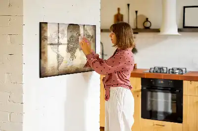 Mágneses törölhető tábla régi világtérkép mintával