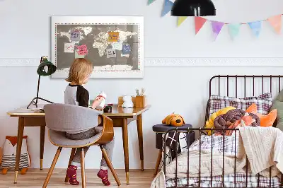 Mágneses világtérkép barna színű, filctollal