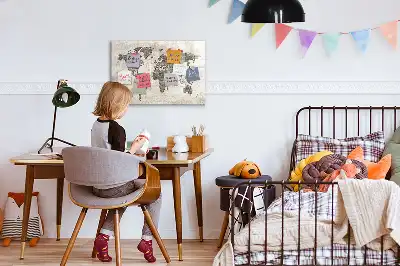 Mágneses törölhető világtérkép újságos stílusú tábla