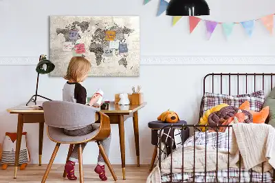 Mágneses törölhető világtérkép újságos stílusú tábla