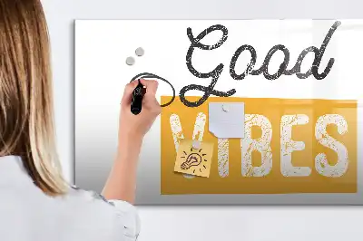 Mágneses törölhető tábla inspiráló mondatos kivitelben