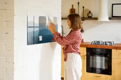 Mágneses tábla filctollal tájképi absztrakció mintával