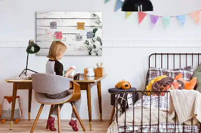 Mágneses tábla filctollal fa keretes változat