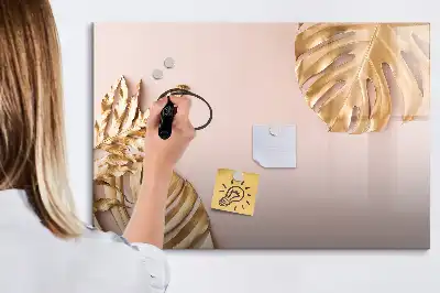 Mágneses tábla filctollal arany trópusi levelek mintával