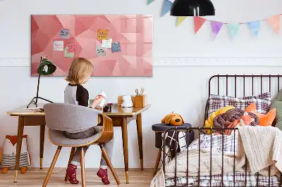 Mágneses tábla filctollal háromszögek absztrakciója mintával