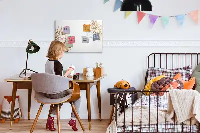 Mágneses tábla filctollal trópusi levelek mintával