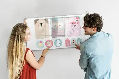 Mágneses törölhető tábla vidám állatok mintával