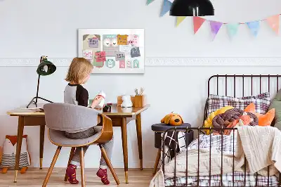 Mágneses törölhető tábla vidám állatok mintával