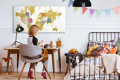 Mágneses világtérkép arany színű kivitel filctollal