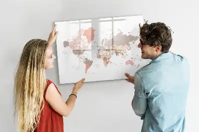 Mágneses törölhető világtérkép részletes kivitelben