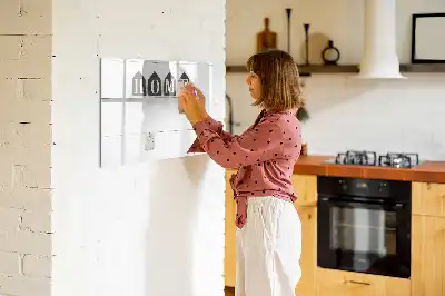 Mágneses tábla filctollal otthon felirattal