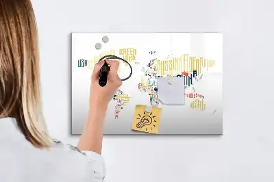 Mágneses tábla filctollal országok nevei témában
