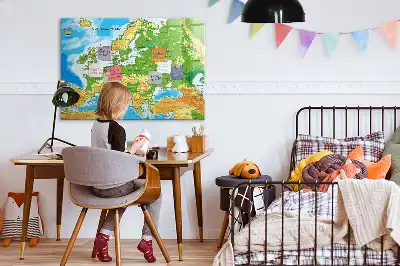 Mágneses törölhető tábla földrajzi világtérképpel