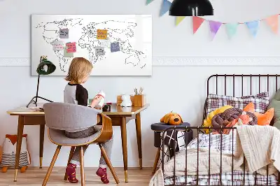 Mágneses törölhető tábla körvonalas világtérkép mintával
